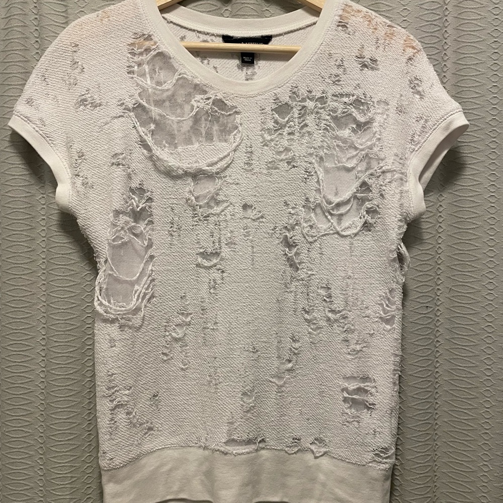Rock & Republic torn distressed white top